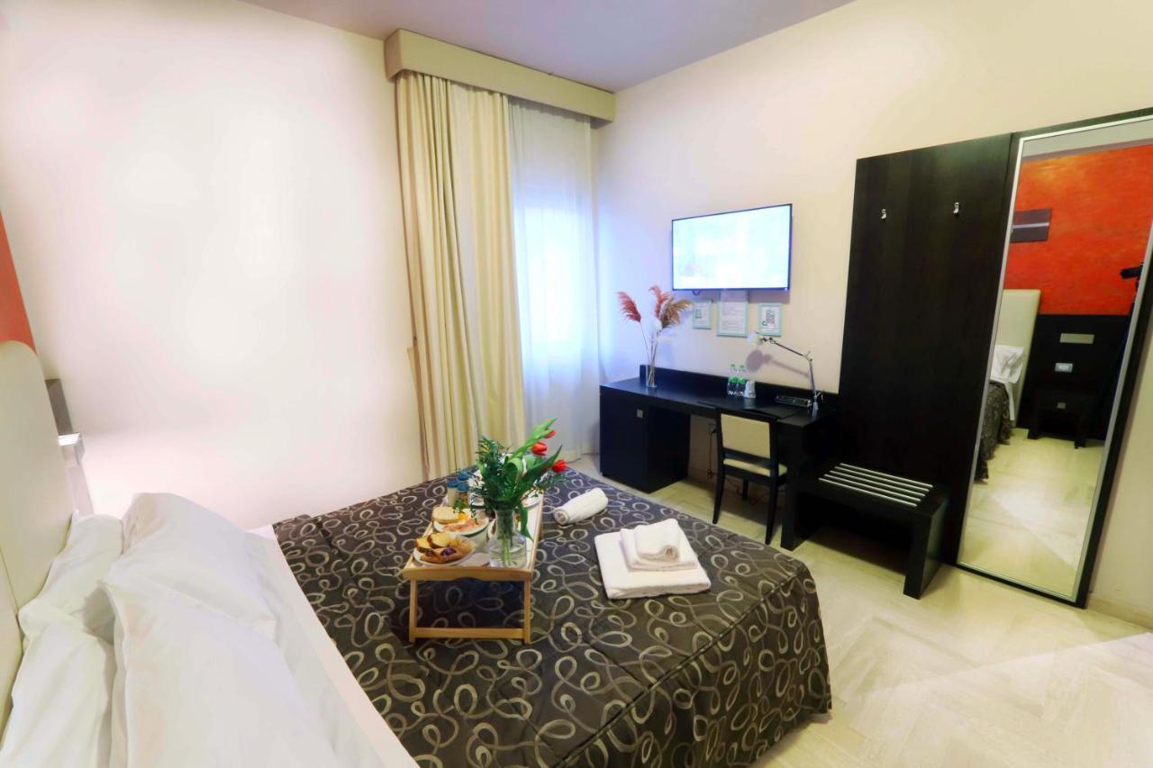 Albergo Cantiani Ancona Bagian luar foto